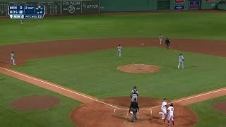 MIN@BOS: Betts lifts sacrifice fly to right-center