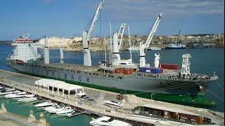 ⚓ shipspotting Valletta/Malta: General Cargo Ship CHIPOLBROK COSMOS IMO9432165