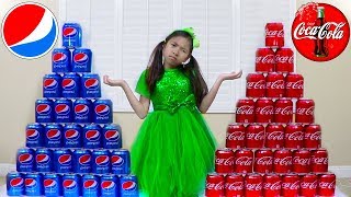 Wendy Pretend Play Coke vs Pepsi Learn Colors while Shopping for Soda