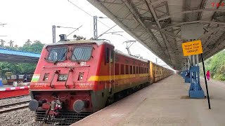 Fast \u0026 Furious WAP 4 Express Train Create Heavy Dust Storm on the Platform