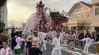 令和五年七月十九日秩父の夏祭り、大祭前日の屋台、笠鉾の曳き廻し