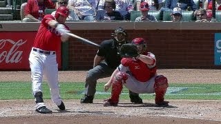 BOS@TEX: Moreland launches a solo homer to left field