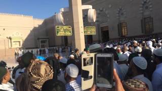 Wahabis/Najdis Stopping People from Reciting Durood O Salam in Masjid Al-Nabawi Shareef