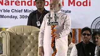 Shri Narendra Modi at the inauguration of Diamond Hall of Bharat Diamond Bourse