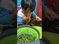 Dikira kemana tau tau lagi makan kangkung #family #cute #familyvlog #baby