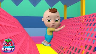 Let's Go to the Playground 🎡 | Fun Family Songs in Italian| Baby Berry italiano