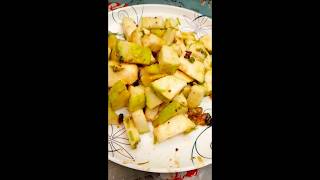 লোভনীয় মজাদার তেতুল দিয়ে পেয়ারা মাখা #shortvideo #food #everyone #cooking #evryone #viralvideo