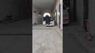 khan baba car lift and running... #pakistanihulk #viralvideo #worldstrongestman #khanbaba #wwe