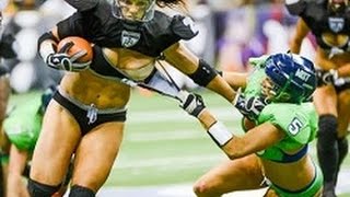 LFL Legends football league GIRLS ATTACK : hits and fights !