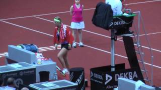 Victoria Azarenka vs Agnieszka Radwanska injury timeout Part 1 @ Porsche Tennis Grand Prix 2012