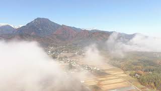 霧の中の幻想的な安曇野が美しい【ドローン空撮】