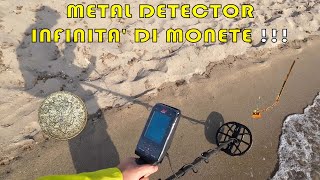 Incredibile SCOPERTA! Trovo MONETE ovunque e un ORECCHINO prezioso! - Ricerca con il Metal Detector