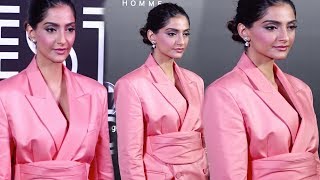 Gorgeous Soonam Kapoor  @ GQ 100 Best Dressed Awards 2019 || FilmyStarss