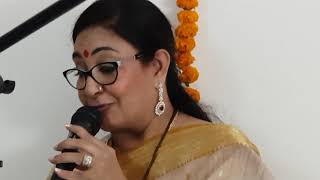Jaspinder Narula singing Krishna Bhajan