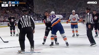 Oliver Wahlstrom vs Jason Zucker Nov 01, 2024