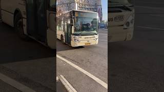 Troleibuzul Astra Irisbus Citelis #5391 D.Vatra Luminoasă (86) părăsind stația Piața Romană.