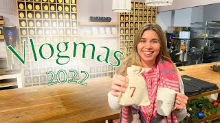 DAY 7 - Walking Around NoLIta | Vlogmas 2022 | Knitty Natty