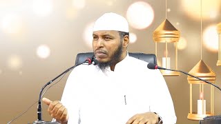 Gabadha Urka Leh Iyo Ta Naas Nuujinaysa Maxaa Lagu Leeyahay Sheikh Cabdullaahi Barbaraawi{حفظه الله}