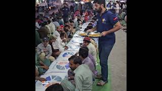 FREE FOOD DISTRIBUTE for 1000+ PEOPLE! FREE RAMADAN IFTAR BY PAKISTANI CRICKETER