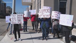 Journalists at Virginian-Pilot, Daily Press hold 24-hour walkout and strike Thursday