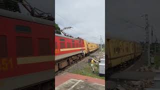 12334 / Vibhuti Express - Prayagraj Rambag - Howrah # 🇮🇳 # Eastern Railway.