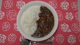 【日本全国レトルトカレーお取り寄せ】肉質がキメ細かく軟らかな桃豚を使用したカレー【秋田県　桃豚カレー】