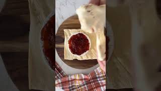 Raspberry Baked Brie | Pillsbury