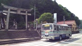 太歳神社前を通行中の備北交通神野瀬行き路線ﾊﾞｽ