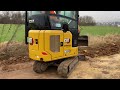 cat 301.8 minibagger bei der arbeit