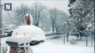 Stuhi të fuqishme Bore , Gati një metër borë, “çmendet” moti ne keto pjese...