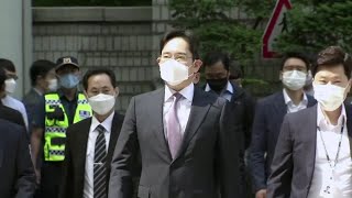 South Korea court denies arrest warrant for Samsung heir