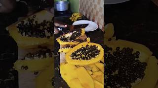 Yellow juicy papaya with lots of papaya seed#fruit #papaya