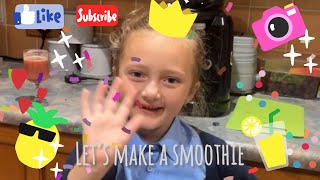 Sophia makes a fresh juice with apples, blueberry and melon 🍉