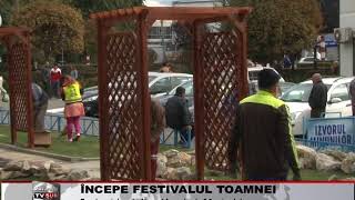 INCEPE FESTIVALUL TOAMNEI