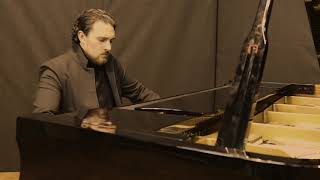 Immanuel Bah plays Brahms - Capriccio op. 76 n 1