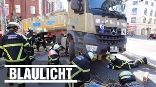 LKW überrollt Radfahrerin - schwer verletzt!