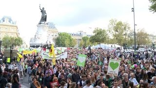 Manifestation à Paris contre le réchauffement climatique
