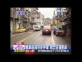 轎車違規併排停車　騎士追撞害命