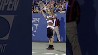 Andre Agassi's AMAZING no-look smash! 👀