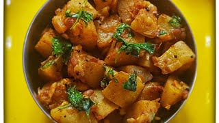 Sorakkai Poriyal / Lauki ki Sabzi/Bottle Gourd Recipe - Quick and Easy!