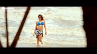 Samantha Hot bikini in Anjaan movie