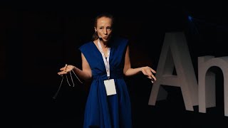 Mutluluk Bir Huydur | Bergen Çoşkun Özüaydın | TEDxAnkaraUniversity