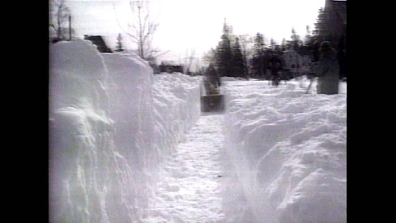 Shawn Recaps The Halloween Blizzard Of 1991 - YouTube