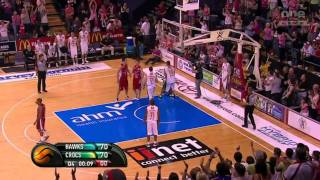 Wollongong Hawks Gary Ervin talks about his match winning free throw (includes highlights)