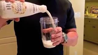 Arnold Schwarzenegger's high protein smoothie recipe for muscle gaining
