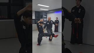 어이없이 당하게되는 쓸어차기 | gentle sweep kick #shorts #GKYS