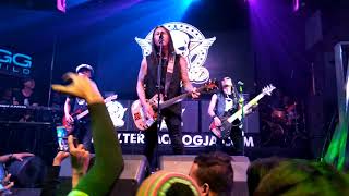 Roy Jeconiah - Kisah (Live in Jogja)