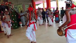 Sri Lankan Best kandiyan dancing (වෙස් පිනුම්)