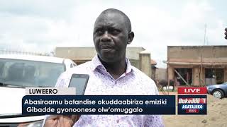 Agataliikonfuufu:   Abasiraamu batandise okuddaabiriza emizikiti.