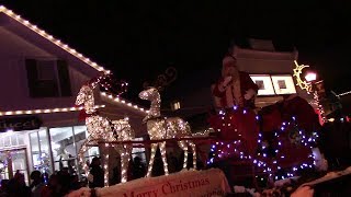 Unionville Main Street Olde Tyme Christmas Candlelight Santa Claus Full Parade 2019